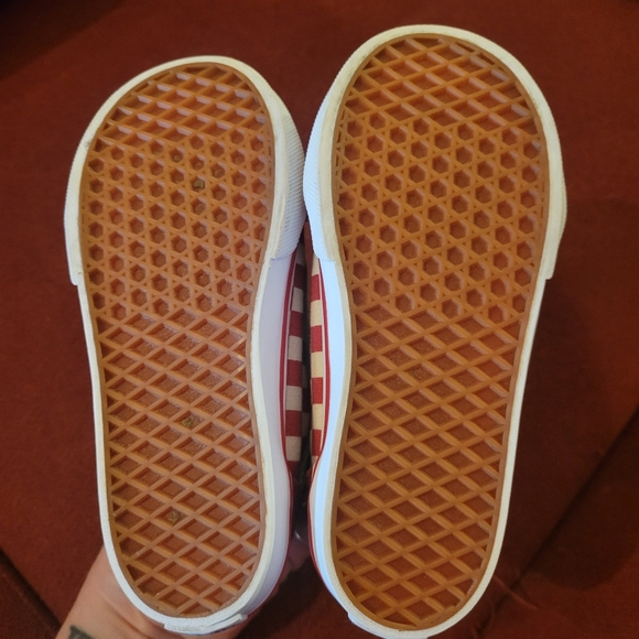 Vans - Picture 4 of 5